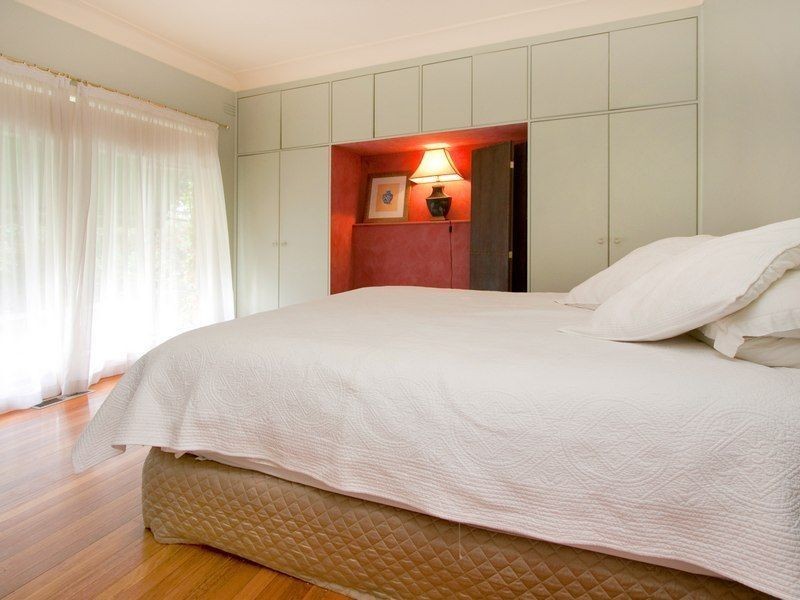 60 Old Mornington Road, Mount Eliza VIC 3930