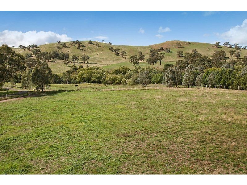 256 Dry Creek Road, Bonnie Doon VIC 3720