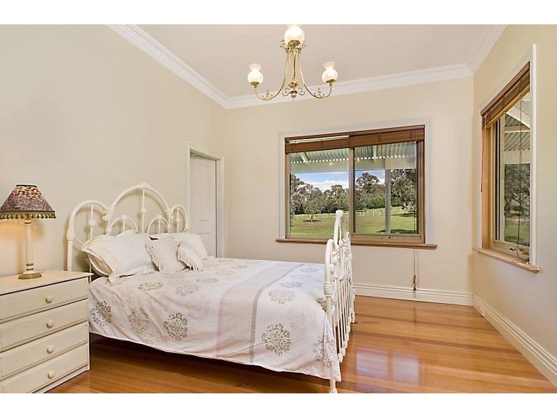 256 Dry Creek Road, Bonnie Doon VIC 3720