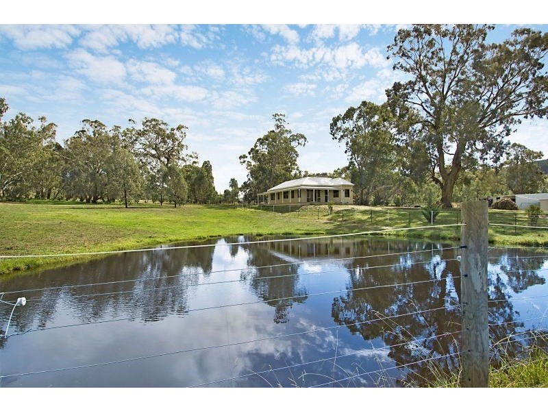 256 Dry Creek Road, Bonnie Doon VIC 3720