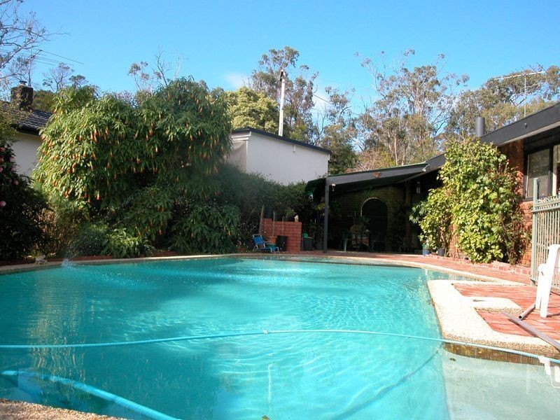 6 Camelot Court, Mount Eliza VIC 3930