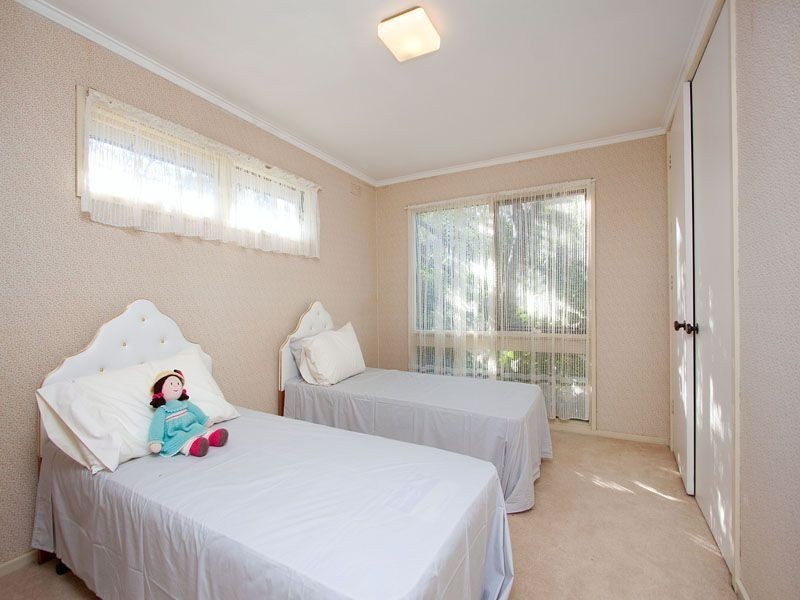 6 Camelot Court, Mount Eliza VIC 3930