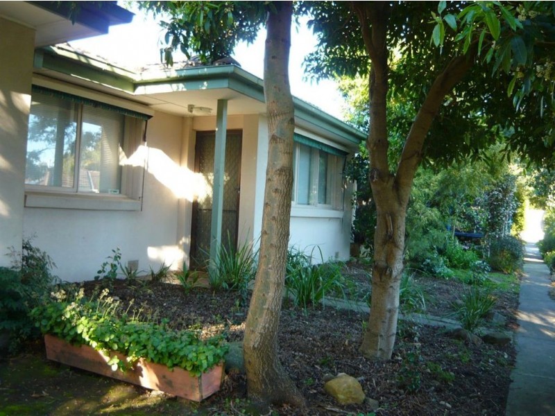 2/6 Coonara Avenue, Mount Eliza VIC 3930