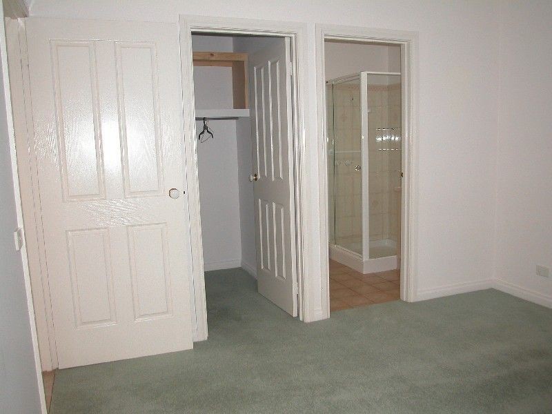 2/91 CANADIAN BAY, Mount Eliza VIC 3930