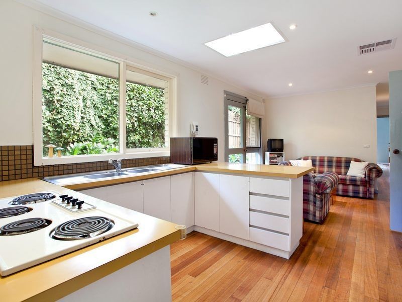 15 Davis Drive, Mount Eliza VIC 3930