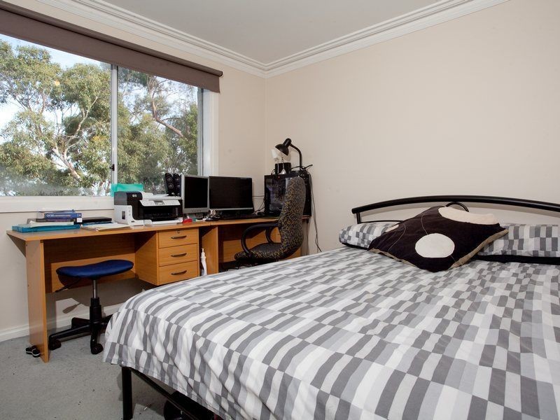 18 Banool Crescent, Mount Eliza VIC 3930