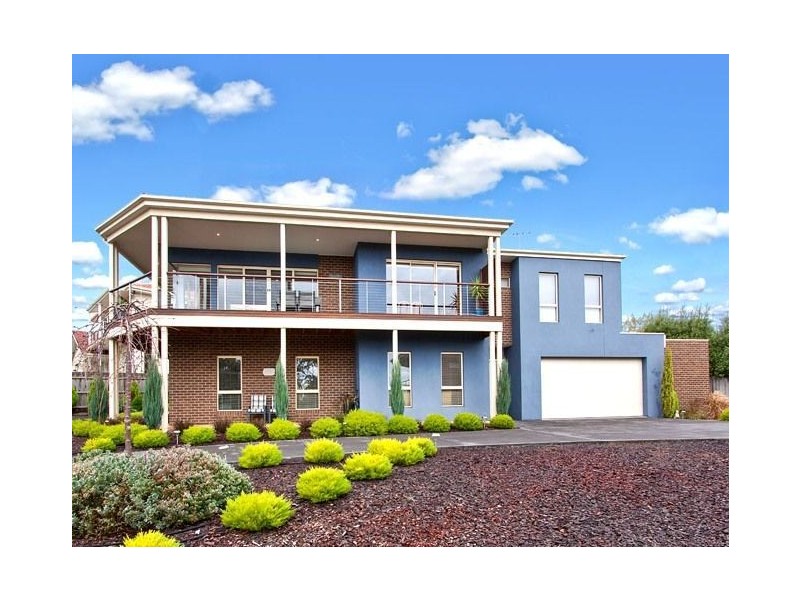 16 Mohilla Street, Mount Eliza VIC 3930