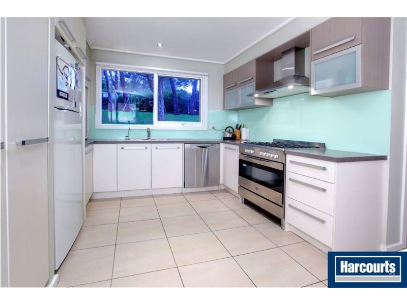 352 Canadian Bay Road, Mount Eliza VIC 3930