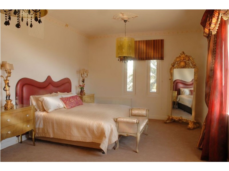 10 Greenslade Court, Mount Martha VIC 3934