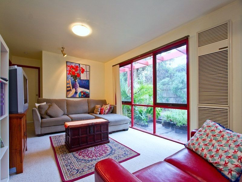 35 Mountain View Road, Mount Eliza VIC 3930