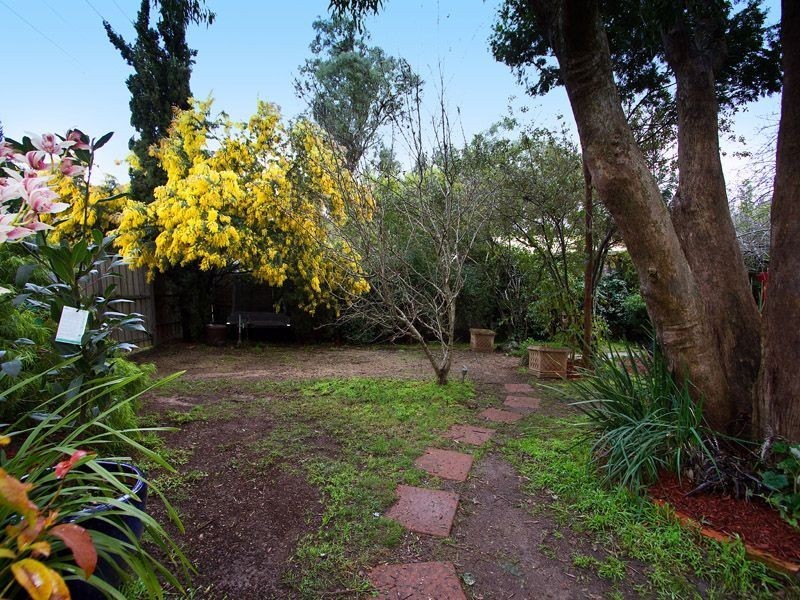 35 Mountain View Road, Mount Eliza VIC 3930