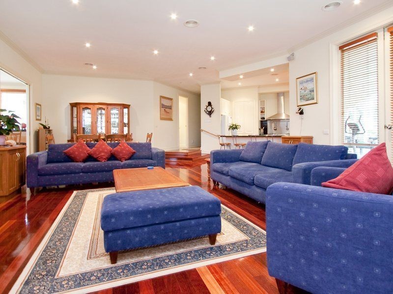 21 Charles Street, Mount Eliza VIC 3930