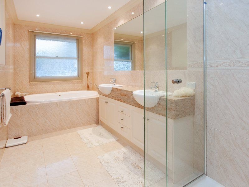 21 Charles Street, Mount Eliza VIC 3930
