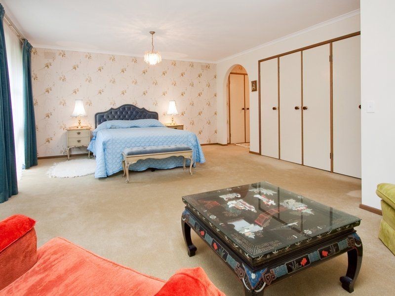 68 Wimborne Avenue, Mount Eliza VIC 3930