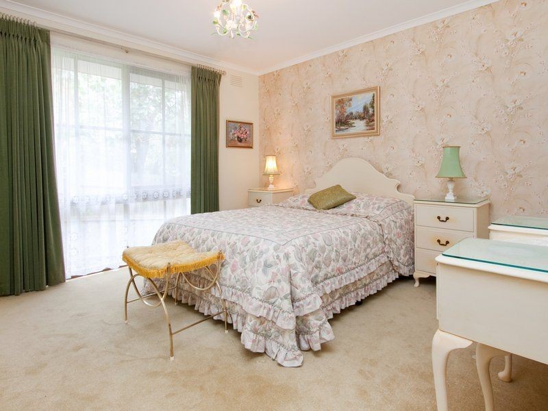 68 Wimborne Avenue, Mount Eliza VIC 3930