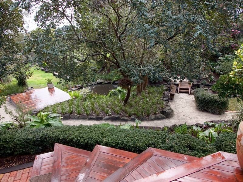 73 Winona Road, Mount Eliza VIC 3930