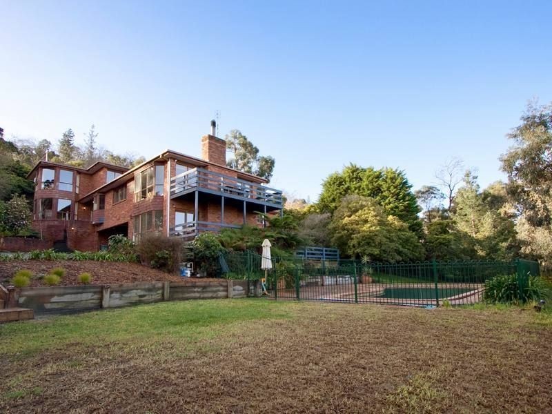 67 Two Bays Road, Mount Eliza VIC 3930