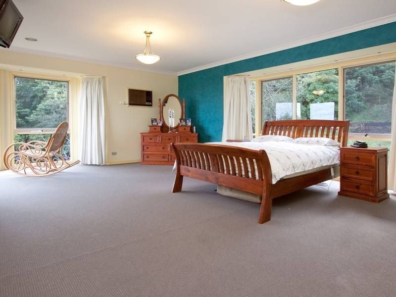 67 Two Bays Road, Mount Eliza VIC 3930