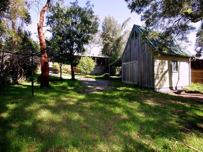 95 Koetong Parade, Mount Eliza VIC 3930