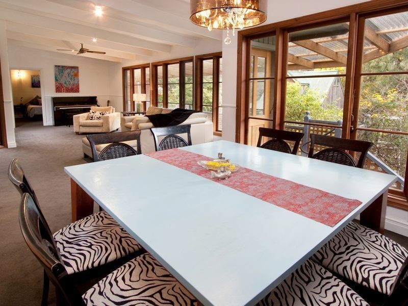 95 Koetong Parade, Mount Eliza VIC 3930