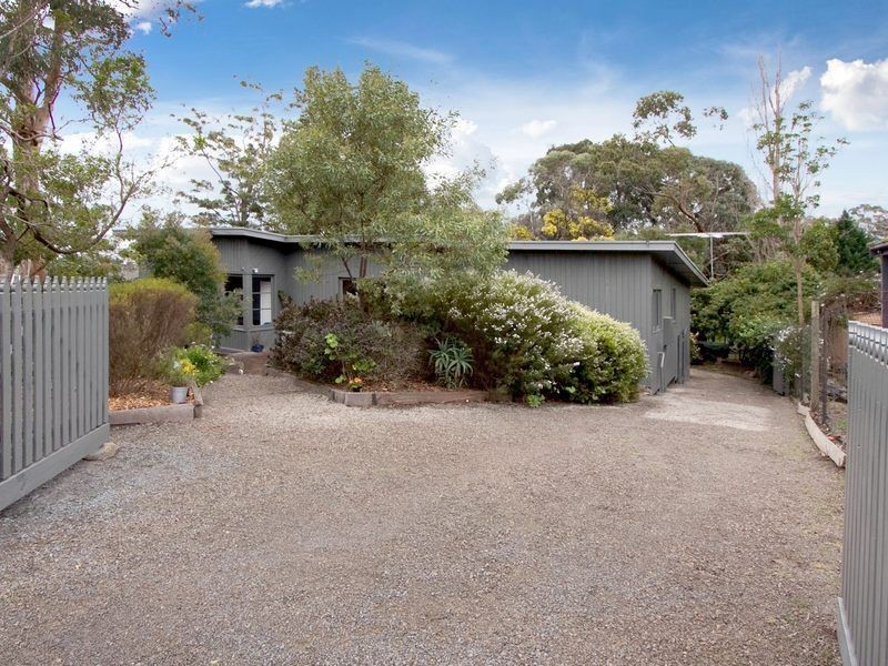 95 Koetong Parade, Mount Eliza VIC 3930