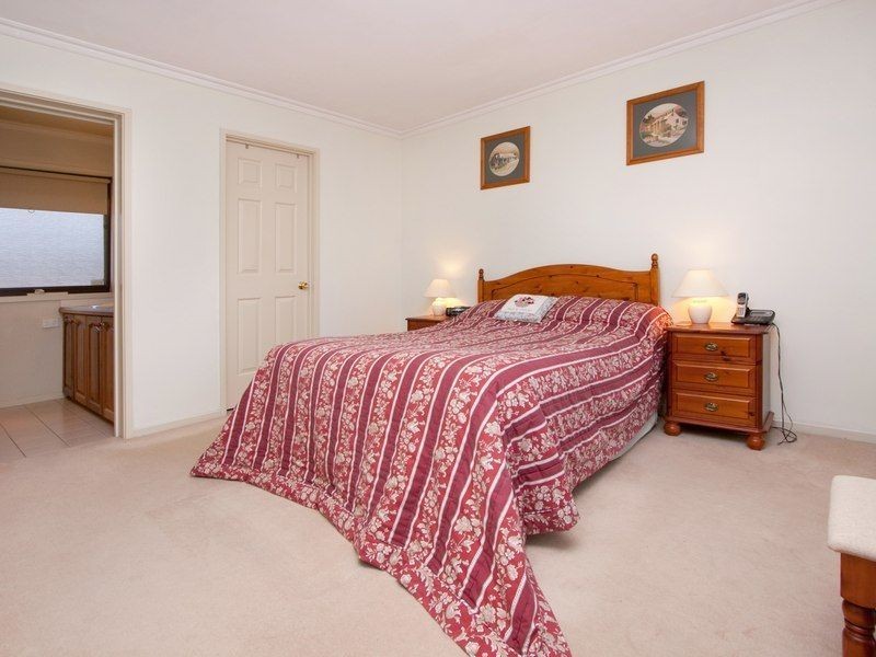 4/9 Dalsten Grove, Mount Eliza VIC 3930