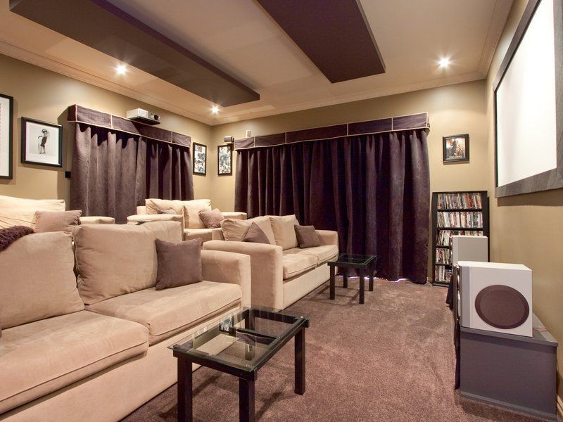 6 Eumeralla Grove, Mount Eliza VIC 3930