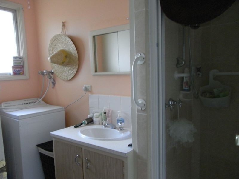 1/121 MT ELIZA WAY, Mount Eliza VIC 3930