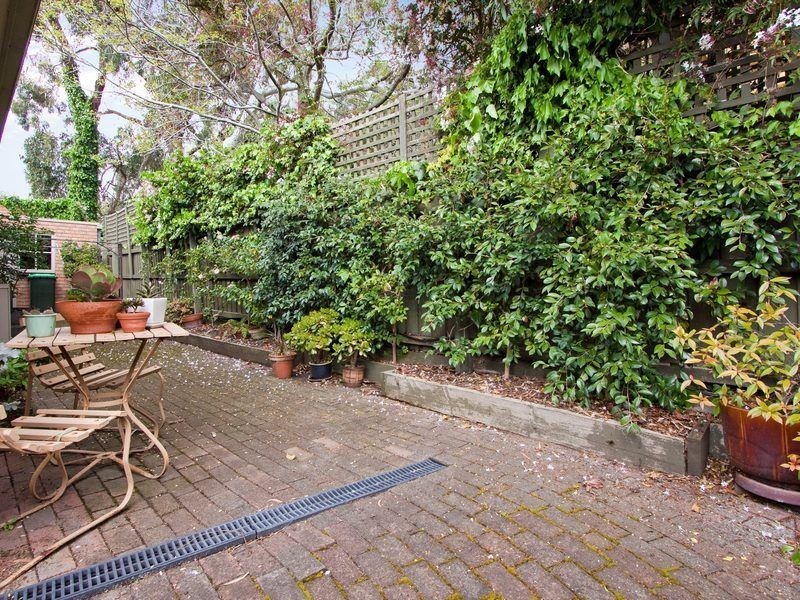 2/97 Fleetwood Crescent, Frankston South VIC 3199