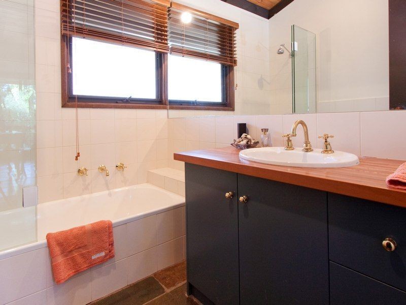 28 Mohilla Street, Mount Eliza VIC 3930