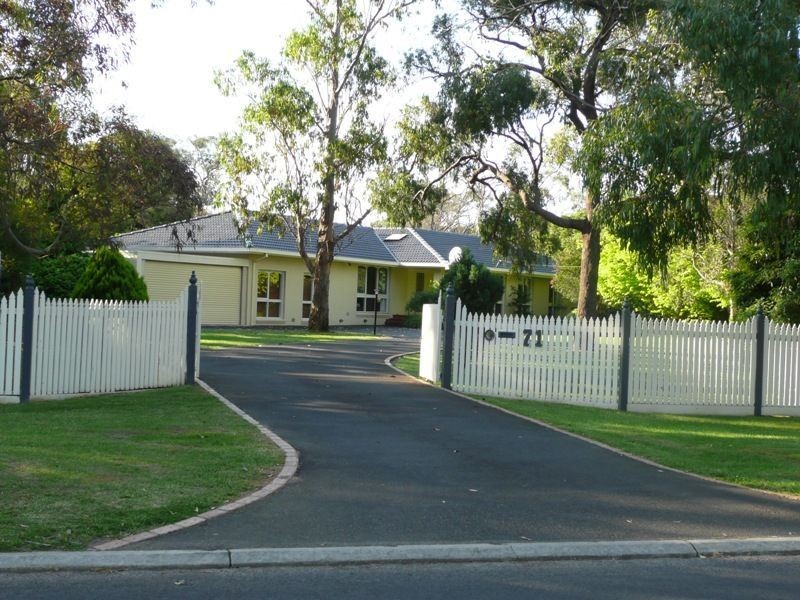 71 Allison Road, Mount Eliza VIC 3930