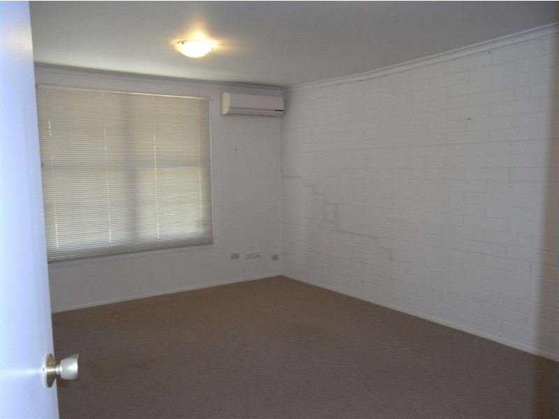 8/121-123 Mt. Eliza Way, Mount Eliza VIC 3930