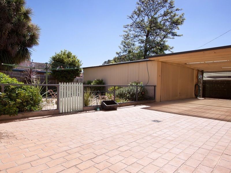 11 Carramar Street, Mornington VIC 3931