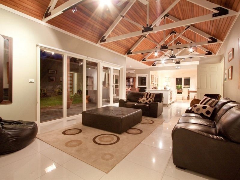 11 Brulu Close, Mount Eliza VIC 3930