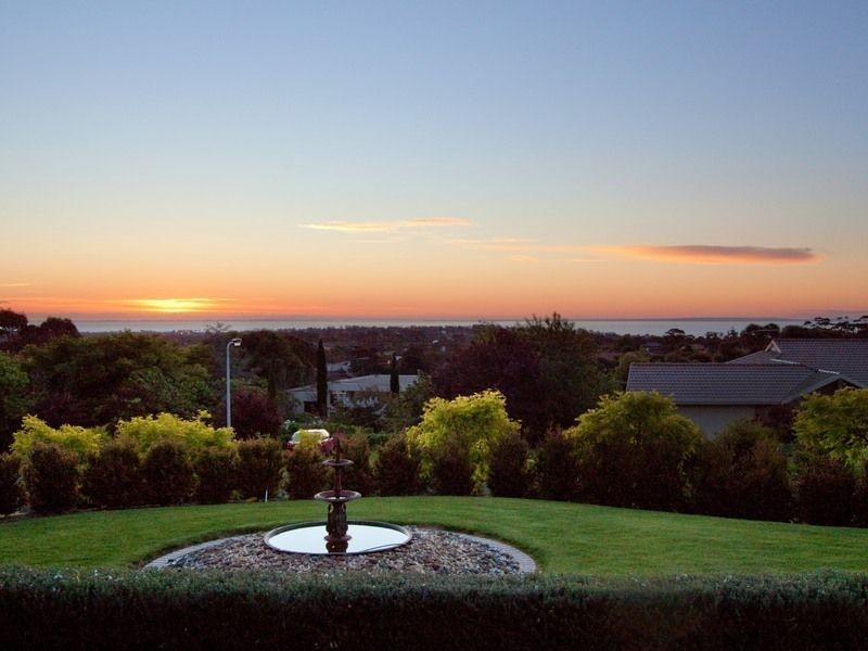 11 Brulu Close, Mount Eliza VIC 3930
