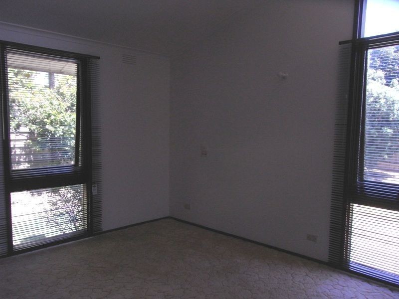 3 KYUP STREET, Mount Eliza VIC 3930