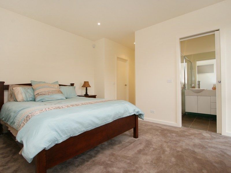 27 Barmah Street, Mount Eliza VIC 3930