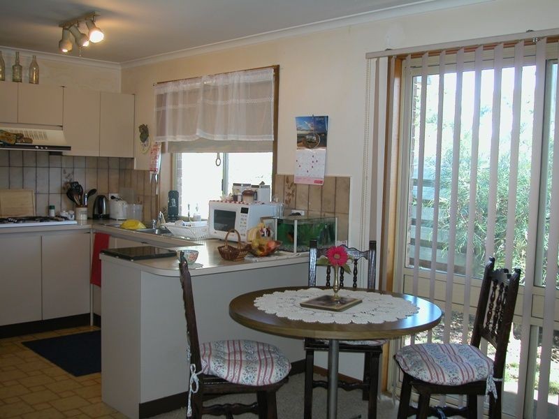 4/30-32 Oakland Street, Mornington VIC 3931