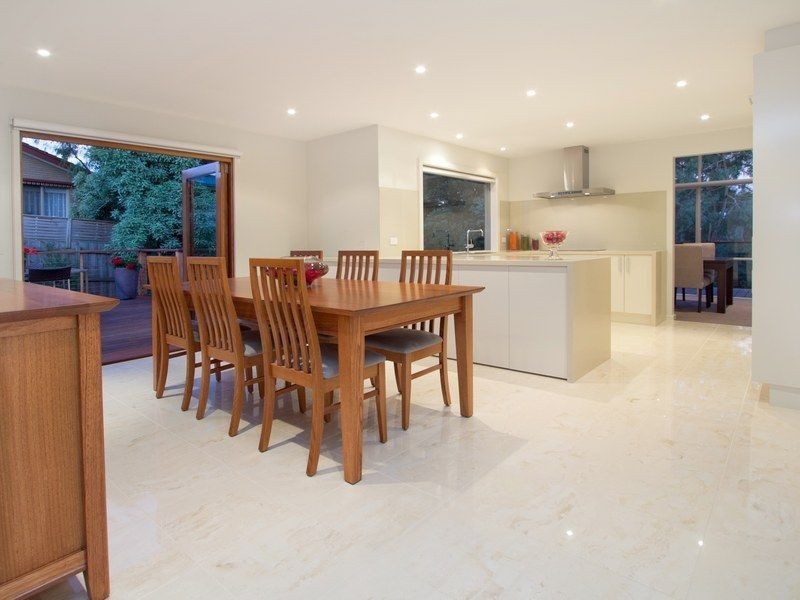 16 Ocean Grove, Mount Eliza VIC 3930