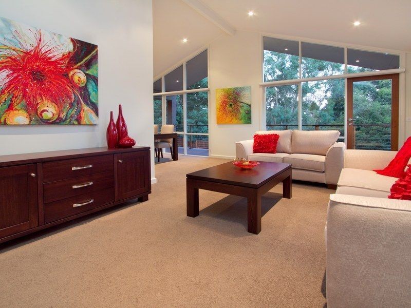 16 Ocean Grove, Mount Eliza VIC 3930