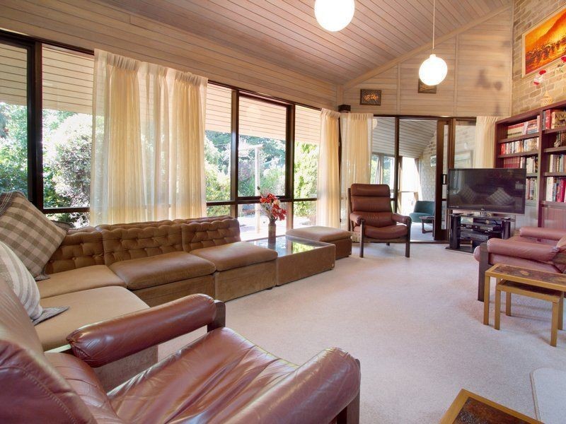 38 Roehampton Crescent, Mount Eliza VIC 3930