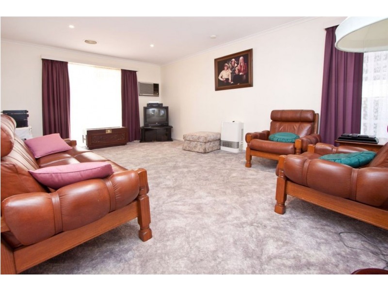 11 Carramar Street, Mornington VIC 3931