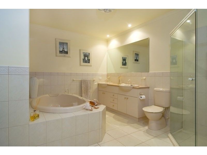 13 Dudson Close, Mount Eliza VIC 3930