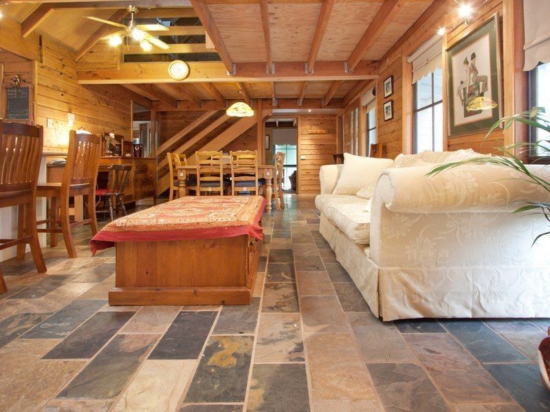 1 Claremont Street, Mount Eliza VIC 3930