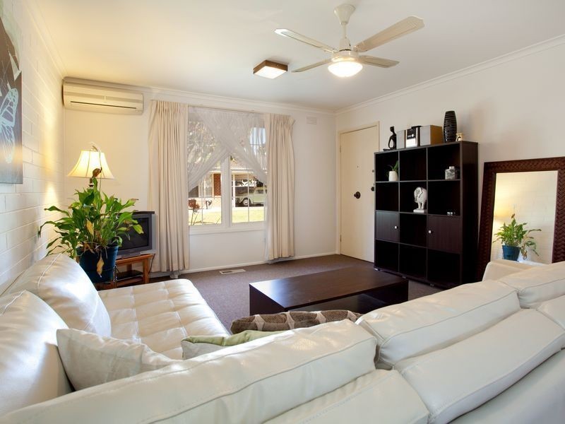 1/121 Mt Eliza Way, Mount Eliza VIC 3930