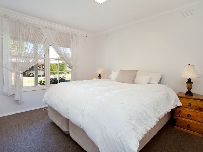 1/121 Mt Eliza Way, Mount Eliza VIC 3930