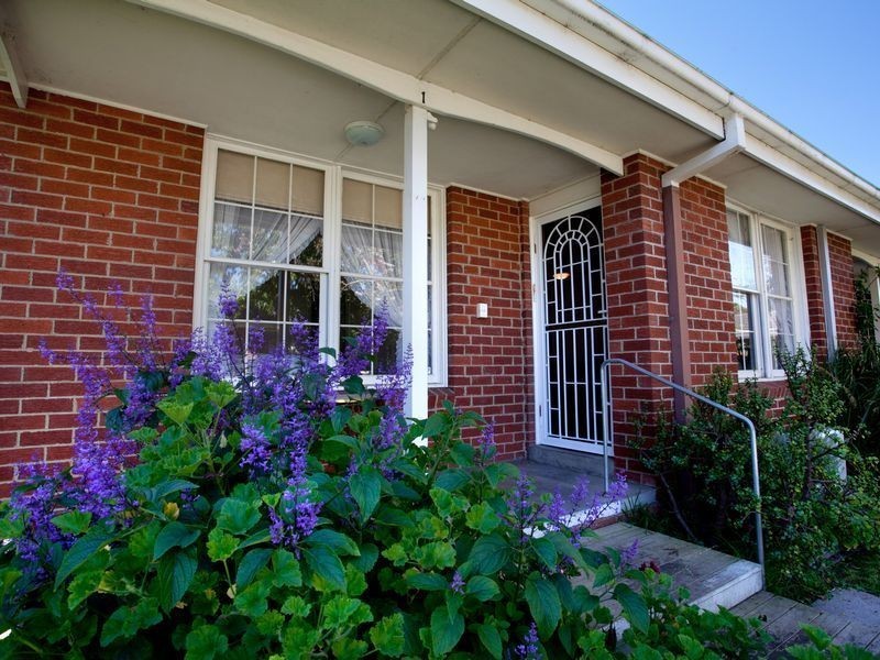 1/121 Mt Eliza Way, Mount Eliza VIC 3930