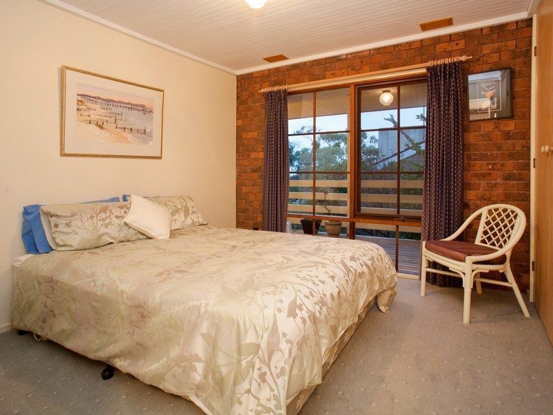 11 Brighton Crescent, Mount Eliza VIC 3930