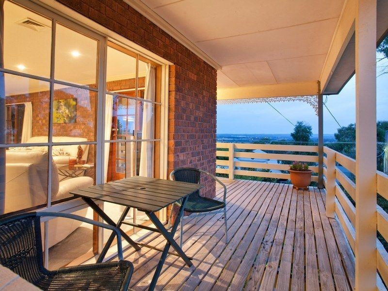 11 Brighton Crescent, Mount Eliza VIC 3930