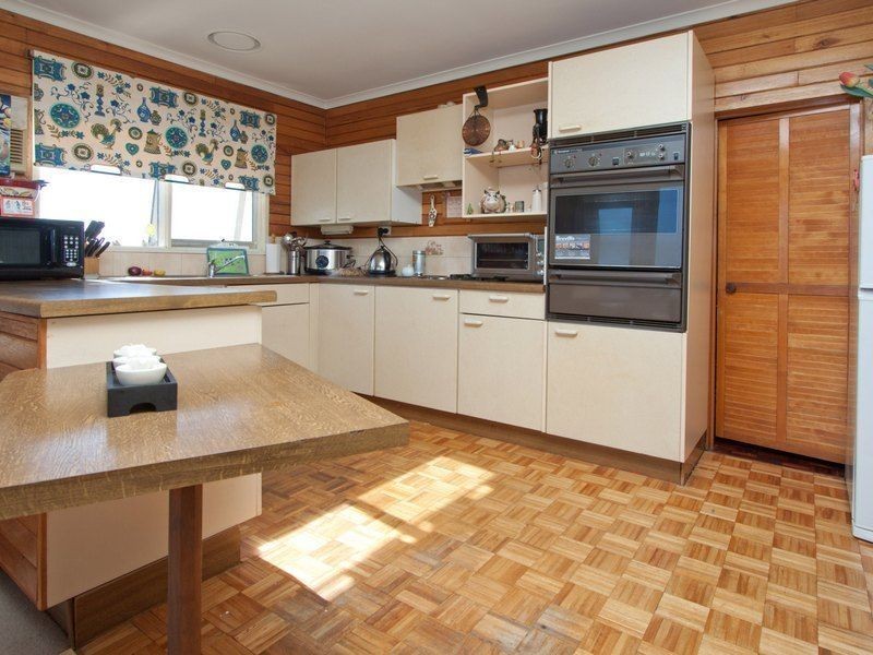 28 Kunyung Road, Mount Eliza VIC 3930
